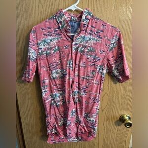 Izod men’s golf casual shirt, size small, like new